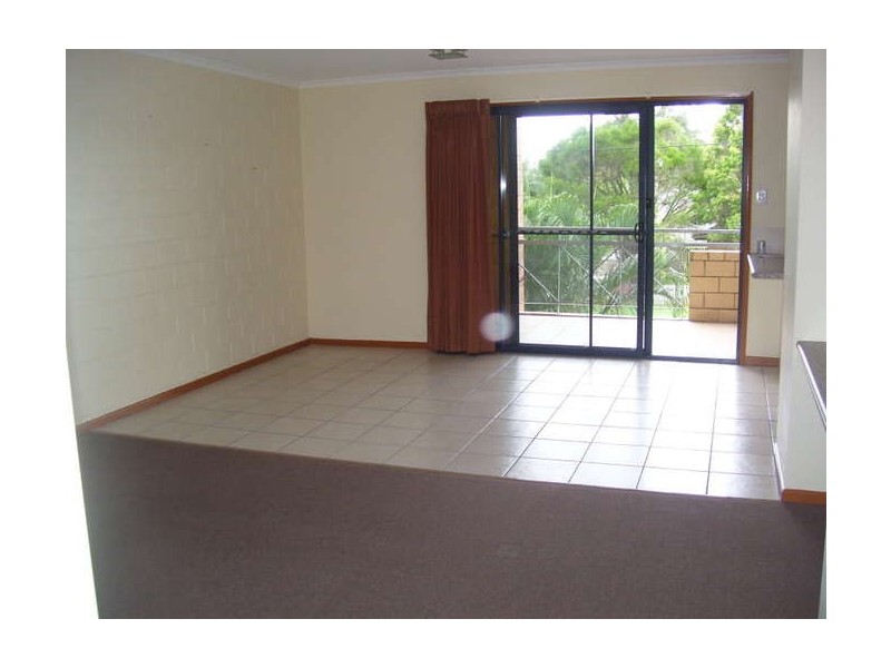 5/2 Rogers Crescent, Caboolture QLD 4510