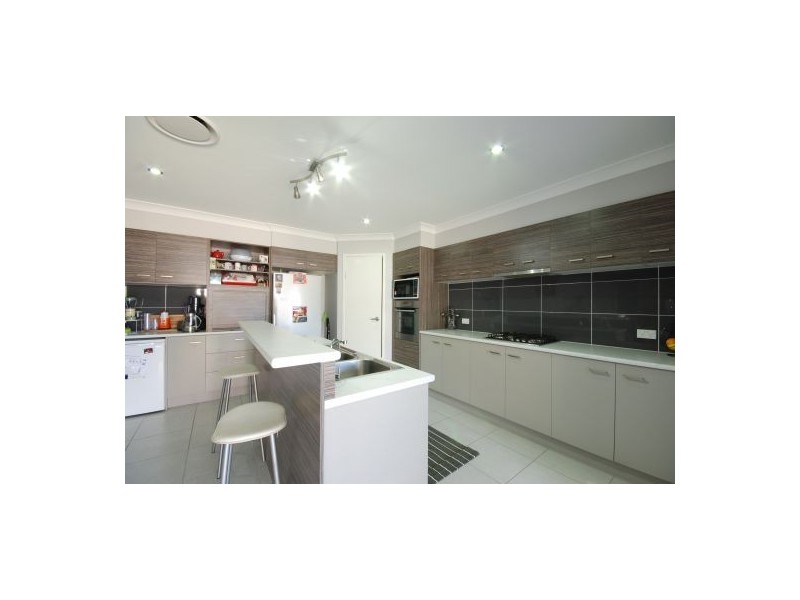 55 Lytham Circuit, North Lakes QLD 4509