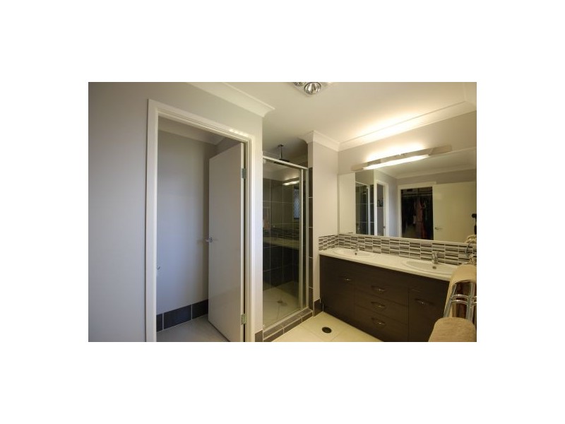 55 Lytham Circuit, North Lakes QLD 4509