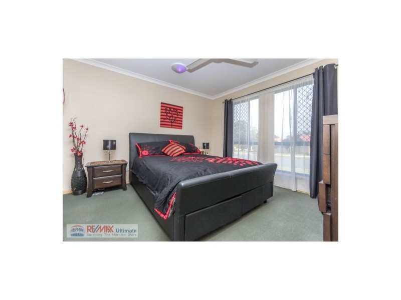 23 Cambridge Street, Rothwell QLD 4022