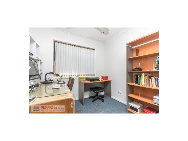 4 Meadows Drive, Kallangur QLD 4503