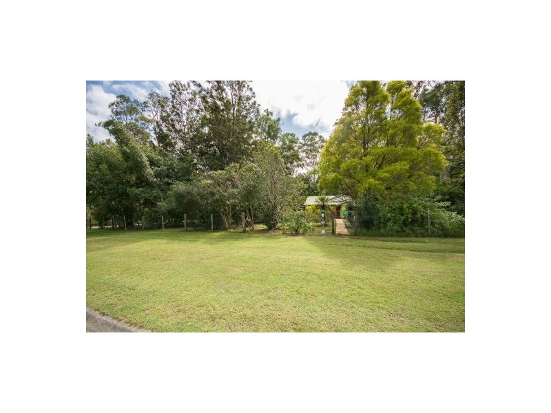 15-19 Kauri Court, Woodford QLD 4514