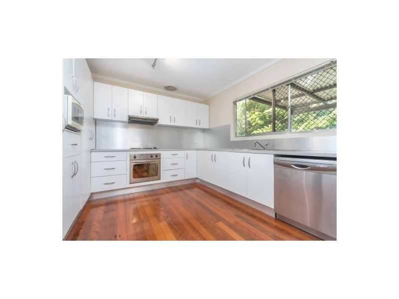 10 Hillcrest Avenue, Caboolture QLD 4510