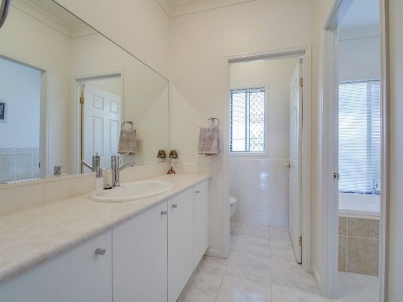 13 Grace Mac Court, Narangba QLD 4504