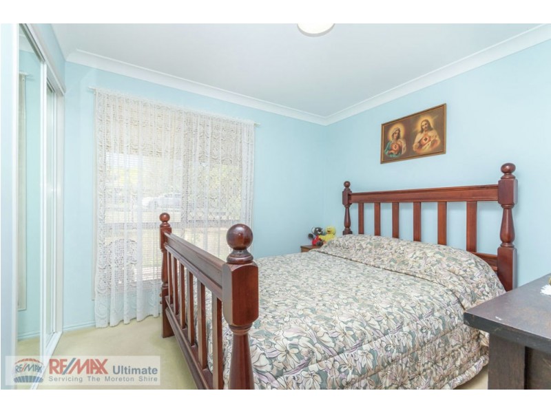 9-11 Woodsmoke Court, Morayfield QLD 4506