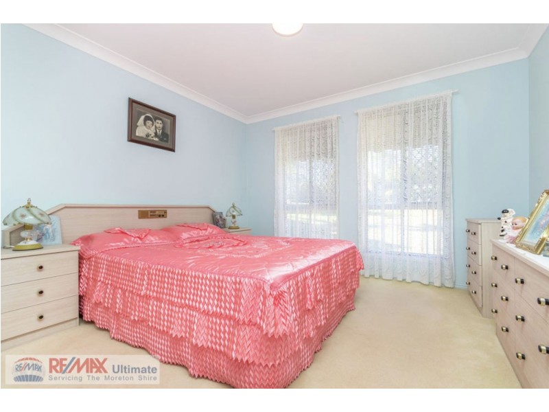 9-11 Woodsmoke Court, Morayfield QLD 4506