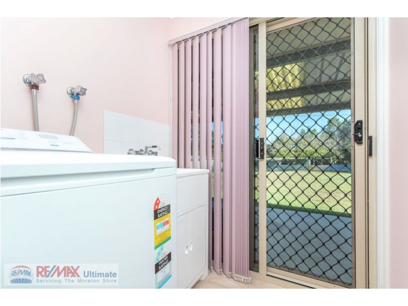 9-11 Woodsmoke Court, Morayfield QLD 4506
