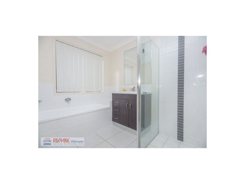 30 Mayes Cct, Caboolture QLD 4510