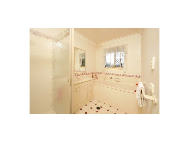 8 Par Court, Caboolture QLD 4510