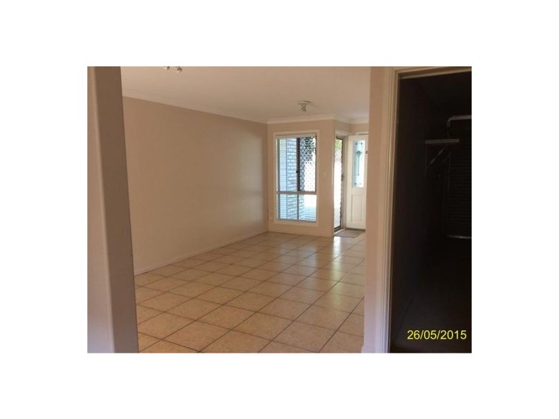 2/5 Clark Terrace, Sandstone Point QLD 4511