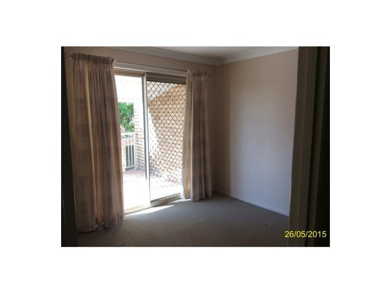 2/5 Clark Terrace, Sandstone Point QLD 4511