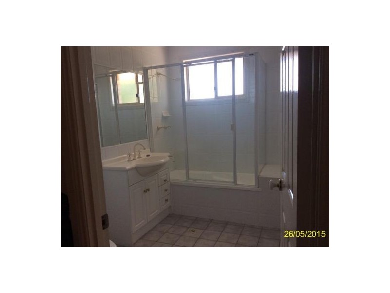 2/5 Clark Terrace, Sandstone Point QLD 4511