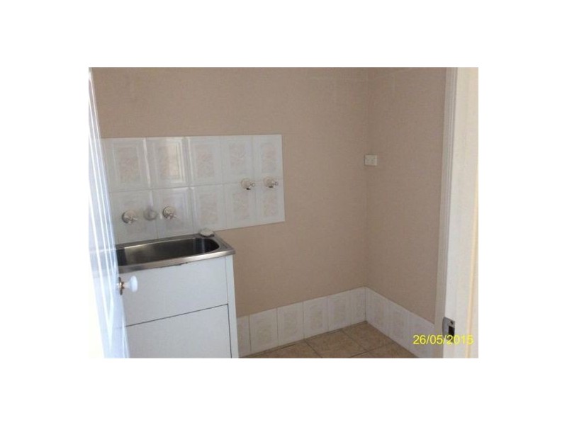 2/5 Clark Terrace, Sandstone Point QLD 4511