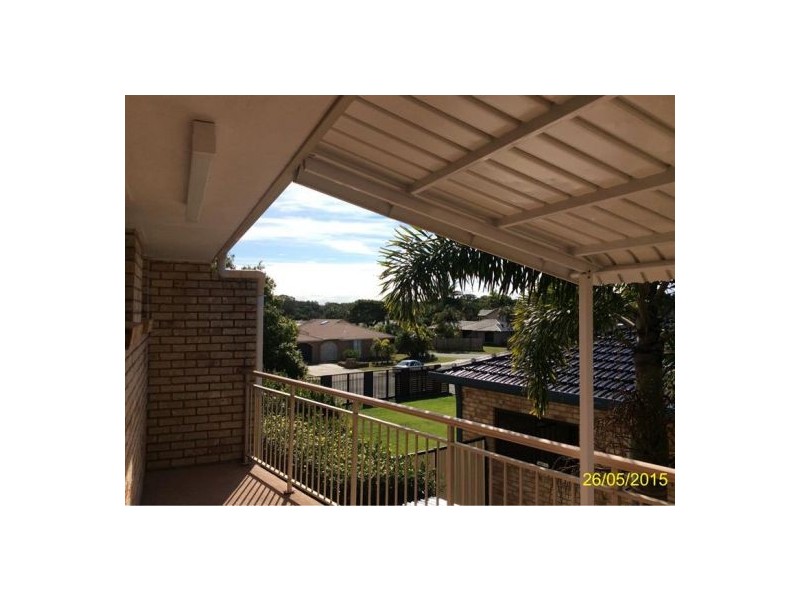 2/5 Clark Terrace, Sandstone Point QLD 4511