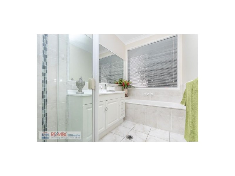 16 Warburton Street, Murrumba Downs QLD 4503