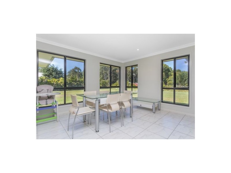 341 Bishop Road, Beachmere QLD 4510