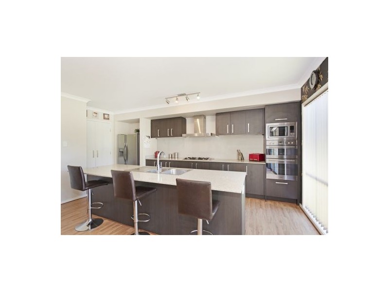 37 Bishop Road, Beachmere QLD 4510