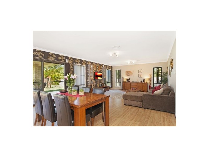 37 Bishop Road, Beachmere QLD 4510