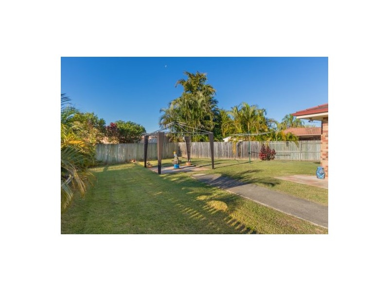 8 Woodbridge  Court, Morayfield QLD 4506