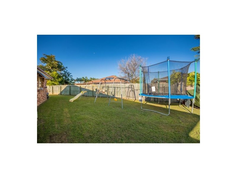 8 Woodbridge  Court, Morayfield QLD 4506