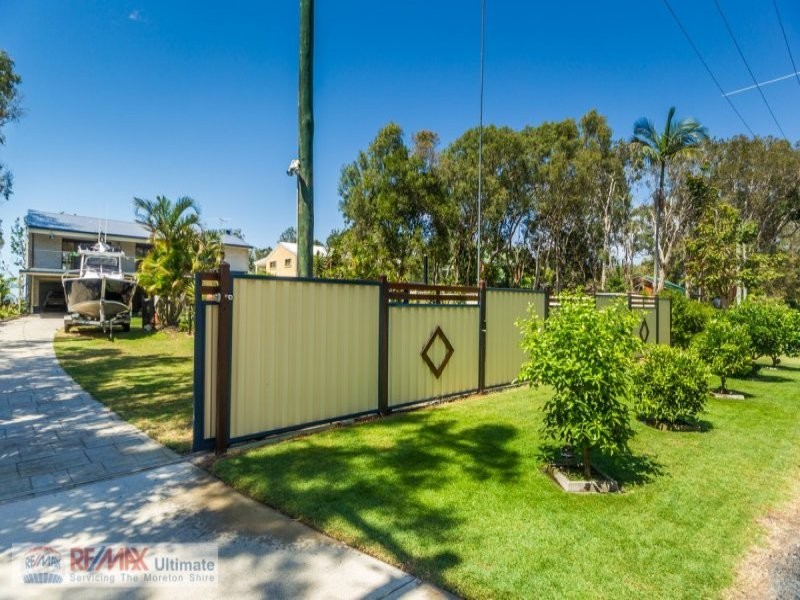 96 Bayside Drive, Beachmere QLD 4510