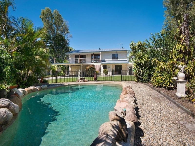 96 Bayside Drive, Beachmere QLD 4510