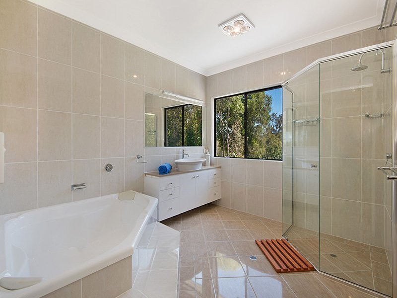 96 Bayside Drive, Beachmere QLD 4510