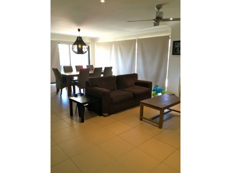 10 Ningi Waters Drive, Ningi QLD 4511