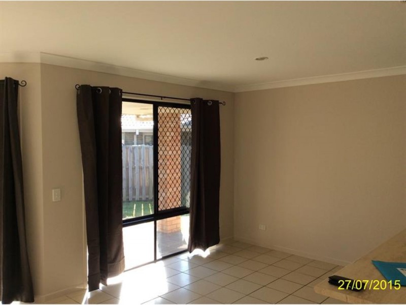 20 Myora Place, Sandstone Point QLD 4511