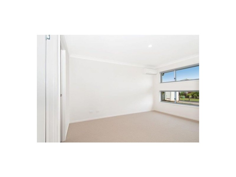 7 Swanston, Narangba QLD 4504