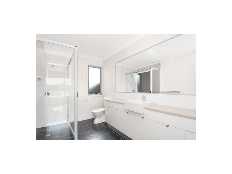 7 Swanston, Narangba QLD 4504