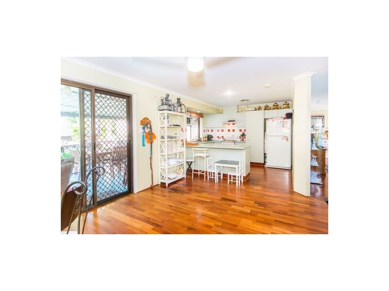 64 Crestridge Crescent, Morayfield QLD 4506