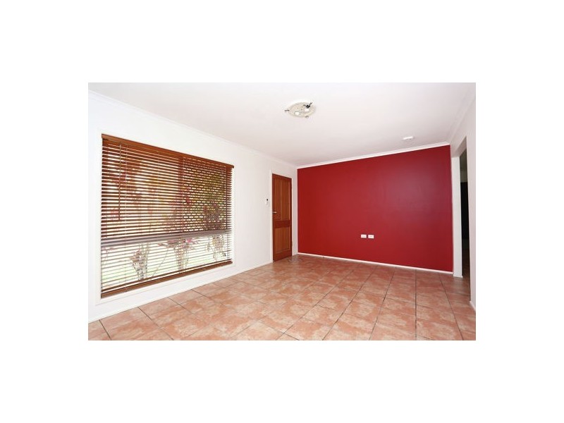 8 Brundrit Court, Morayfield QLD 4506