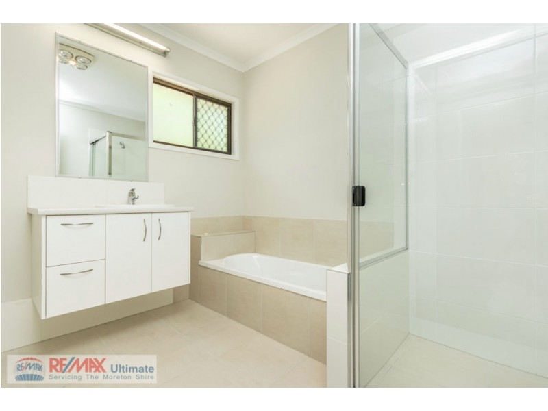 10 Barbados Boulevard, Deception Bay QLD 4508