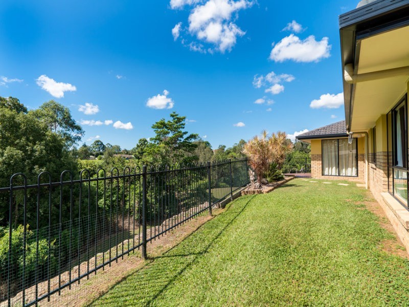 8 Parklane Court, Bellmere QLD 4510