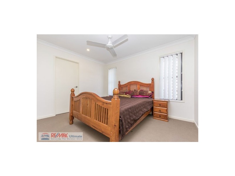 26 Desmond Street, Narangba QLD 4504