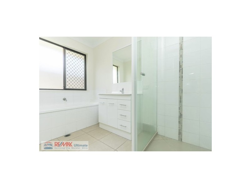 26 Desmond Street, Narangba QLD 4504