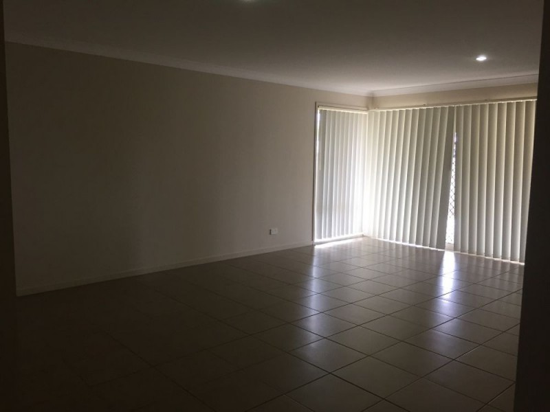 45 Peachfield Drive, Morayfield QLD 4506