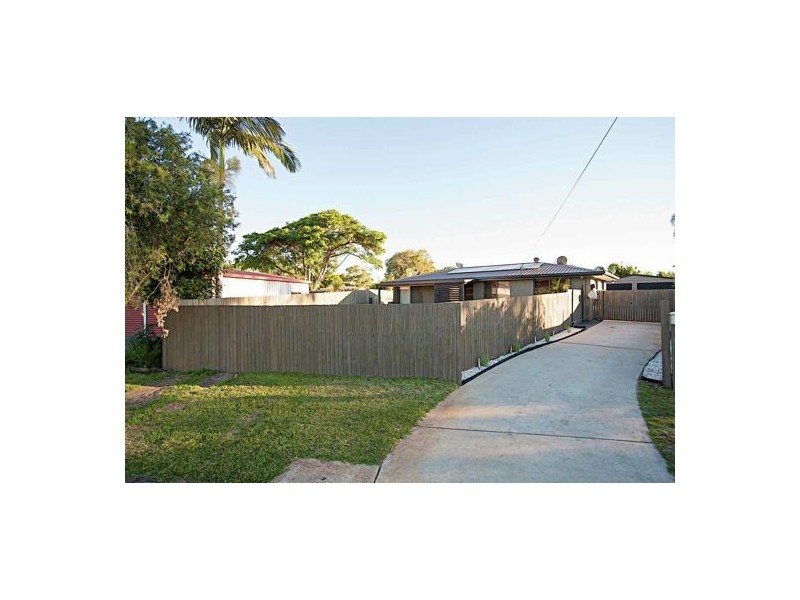 3 Kelunji Court, Beachmere QLD 4510