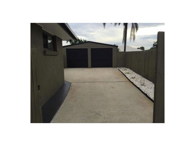 3 Kelunji Court, Beachmere QLD 4510