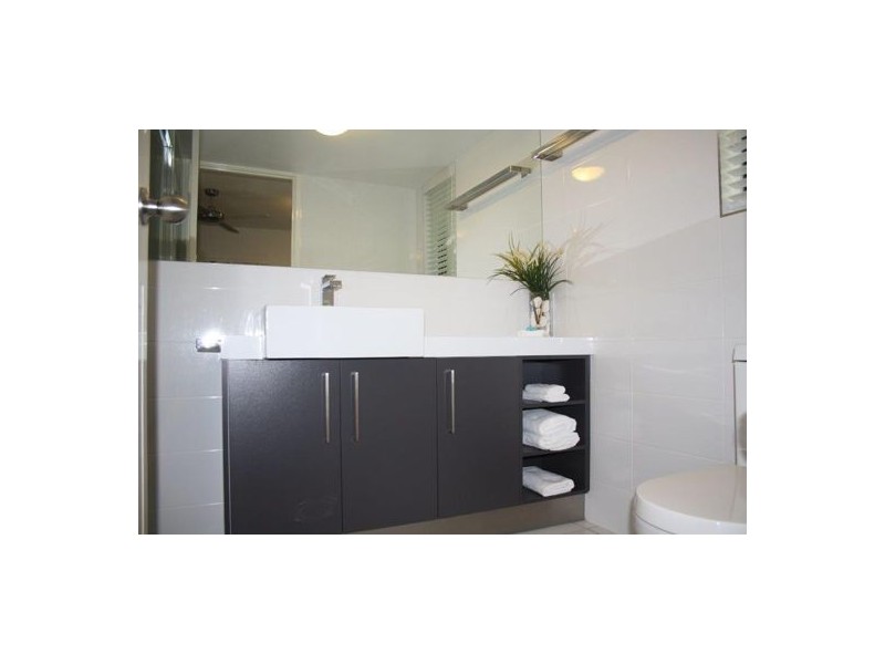 Unit 2/243 Weyba Road, Noosaville QLD 4566