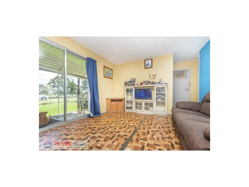 650 Beachmere Road, Beachmere QLD 4510