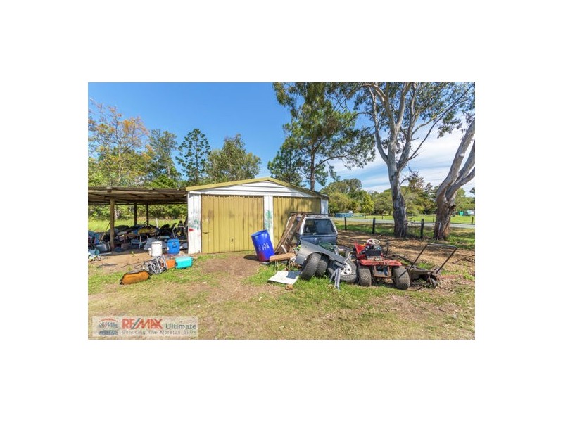 650 Beachmere Road, Beachmere QLD 4510
