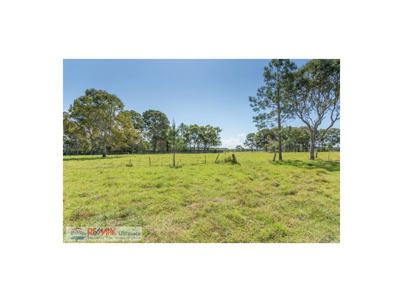 650 Beachmere Road, Beachmere QLD 4510