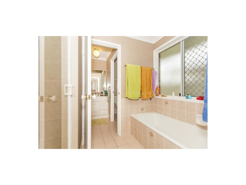 46 Silkyoak Drive, Morayfield QLD 4506