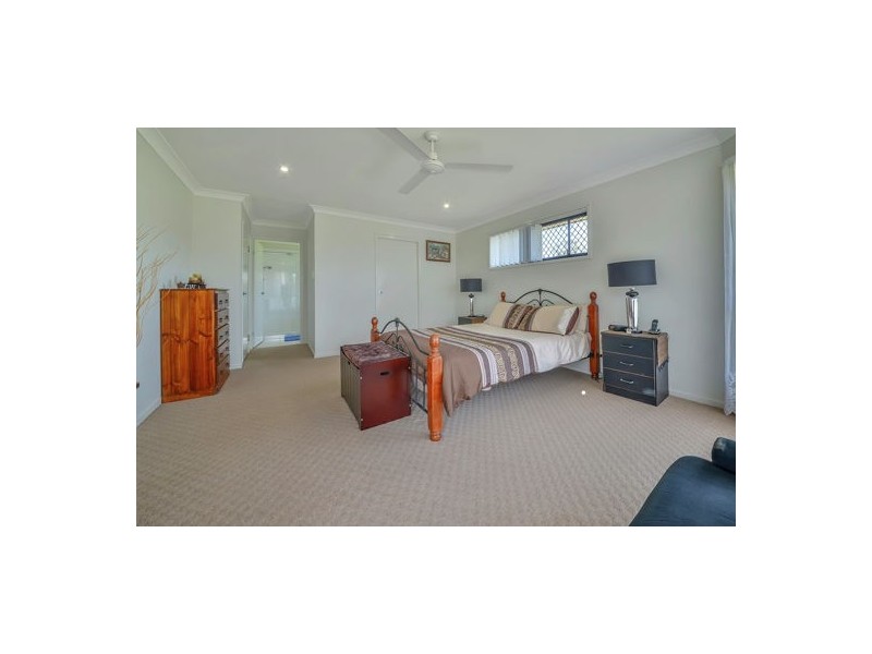 20-22 Sydes Court, Ningi QLD 4511