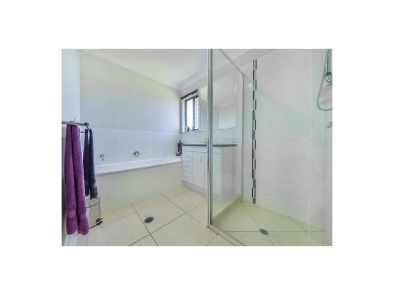 20-22 Sydes Court, Ningi QLD 4511