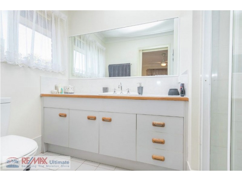19 Cook Avenue, Caboolture South QLD 4510