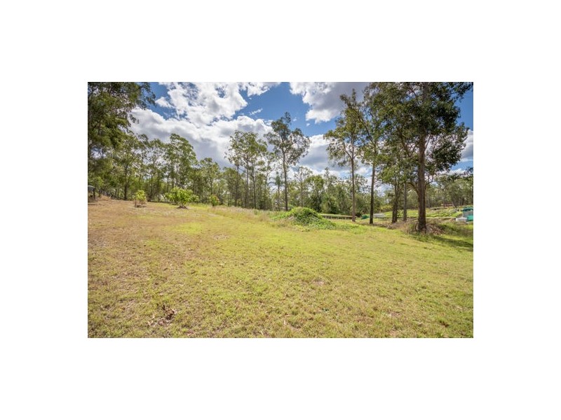11-13 Haldane Street, Woodford QLD 4514