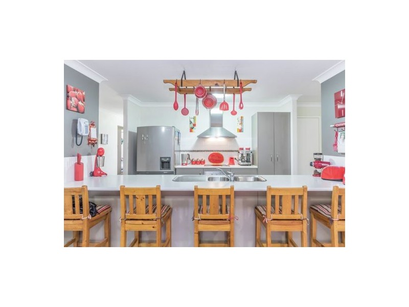 74 Ronald Court, Caboolture South QLD 4510